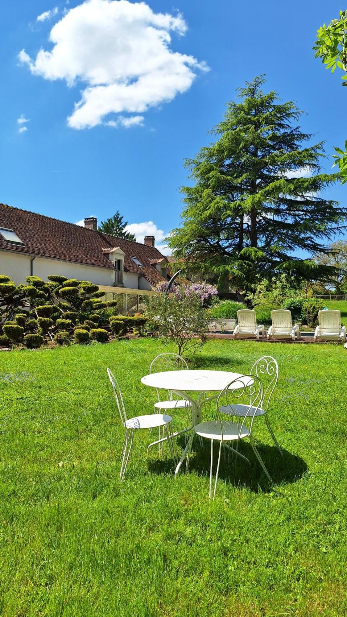 Trainefeuilles - Chambres D'Hotes Proche Zoo De Beauval Le Controis-en-Sologne Luaran gambar